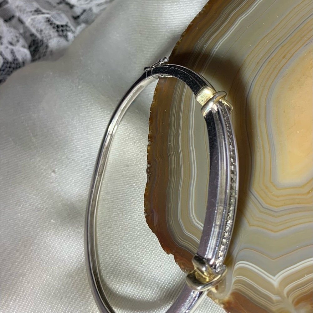 Elegant Silver and Gold Bracelet - Picture 5 of 6